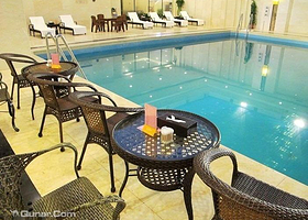 天源温泉大酒店游泳馆