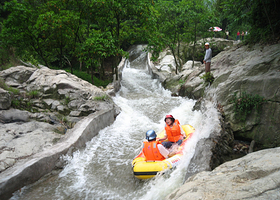 龙泉峡漂流