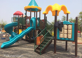 精灵童乐园游乐场（区政府广场店）