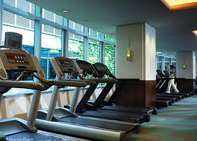 龙威尚健身俱乐部