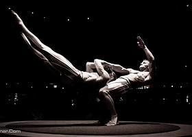 Absinthe苦艾酒表演秀