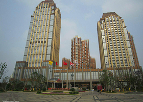 南昌力高皇冠假日酒店