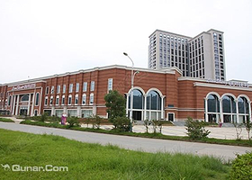 浸谷小镇·联盛奥莱