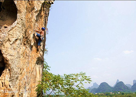 大地部落户外攀岩基地