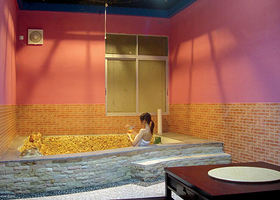 翠岛温泉度假村