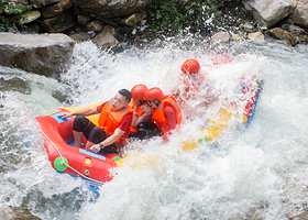 大秦漂流（耿峪峡谷漂流）