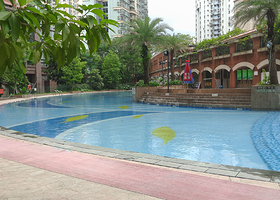 珠江俊园游泳池
