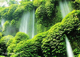 贝南科兰布瀑布