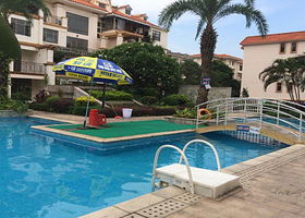 水韵蓝湾游泳池