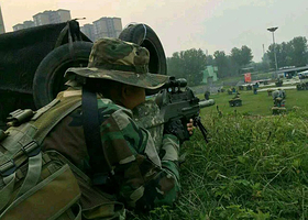 铁血阵地真人CS俱乐部