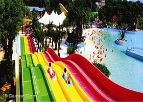 园区大型水山戏水乐园