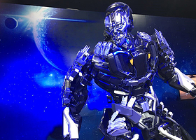 《变形金刚胜利之战》大型运动体验展广州站