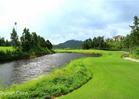 广东鹤山高尔夫俱乐部