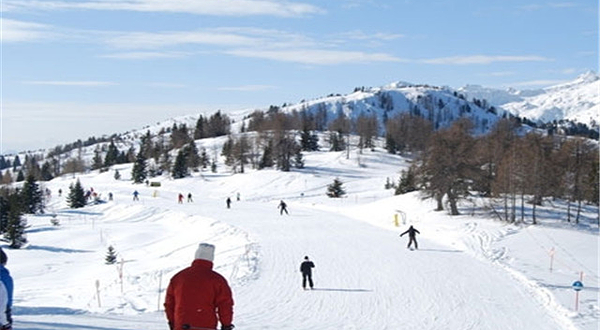 冰情岛达人汇滑雪场
