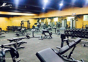 菲杰斯游泳健身俱乐部