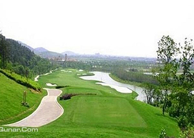 九龙山高尔夫练习场