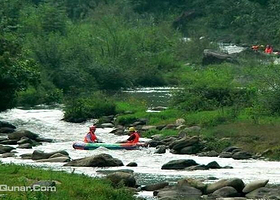 吉太漂流风景区