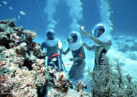 普吉岛海底漫步