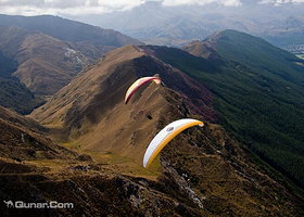 SkyTrek 皇后镇滑翔伞