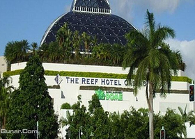 凯恩斯室内穹顶野生动物园