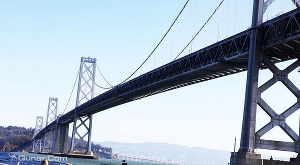 旧金山海湾大桥