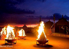 凤凰原生态民俗篝火晚会