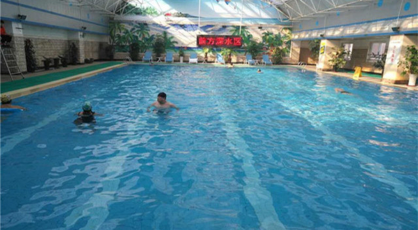 弘义迎宾游泳馆