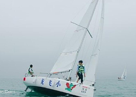 小飞龙帆船体验