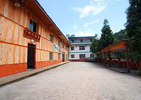 四面山世外桃源度假村