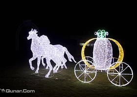 九龙山冰雪灯光马戏嘉年华