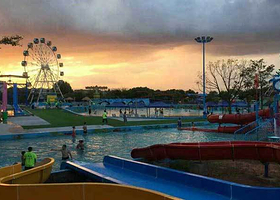 衢州乐翻天水上乐园