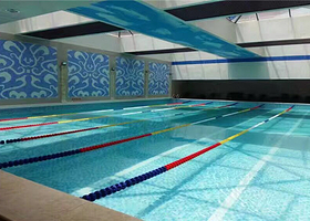 华龙温泉游泳馆