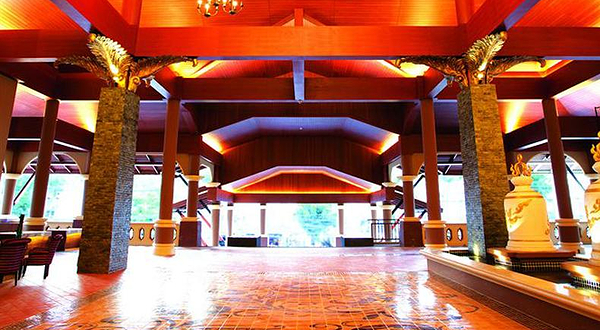 普吉芭东素泰按摩馆