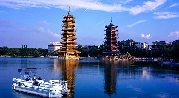 两江四湖解放桥码头