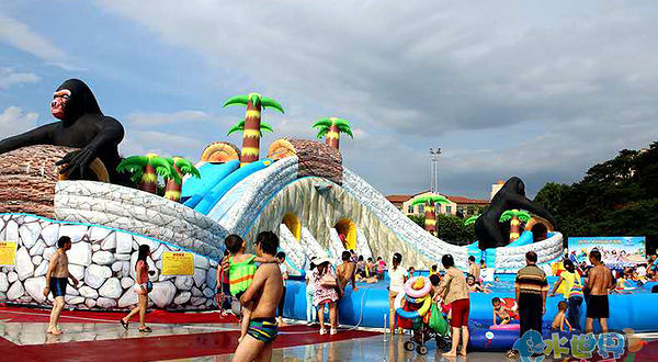 金华体育中心欢乐水世界