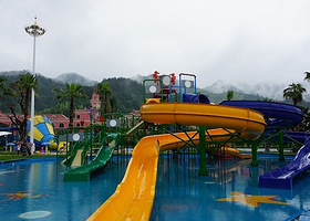 巨龙温泉·水世界