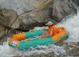 大别山天堂峡谷漂流