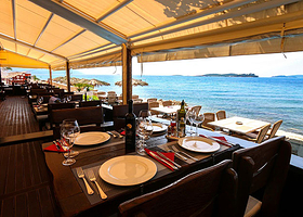 普吉卡伦secrect cliff悬崖餐厅