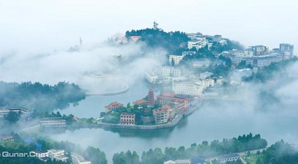 云中湖