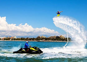 迪拜水上直立飞行