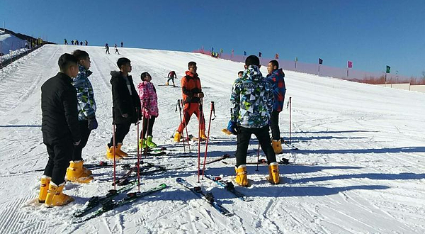壬山滑雪场