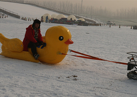 红星集体农庄冰雪乐园