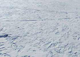 塞飞冰雪游乐园