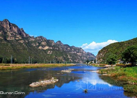 拒马河竹筏漂流