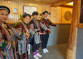 五里坡原生态瑶浴