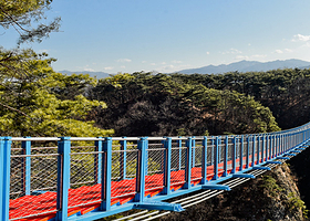 原州小金山悬索吊桥