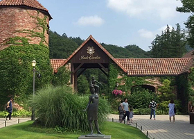 JADE GARDEN树木园