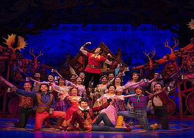 上海迪士尼《美女与野兽》音乐剧