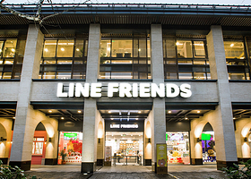 LINE FRIENDS 杭州湖滨银泰in77店