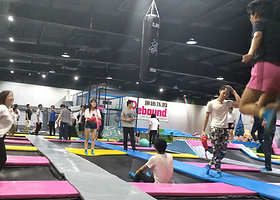 Rebound瑞邦大型室內蹦床主题乐园